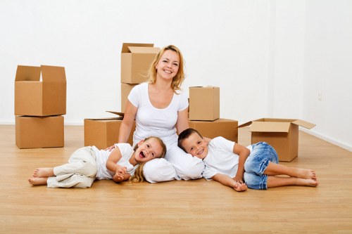 Free quote policy for Man And Van To moving services